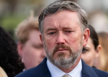 Massie rips Trump’s sale of Venezuelan oil ‘for his own piggy bank’