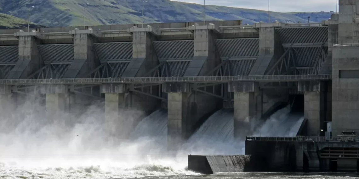 Judge orders changes to Pacific Northwest dam operations to help salmon