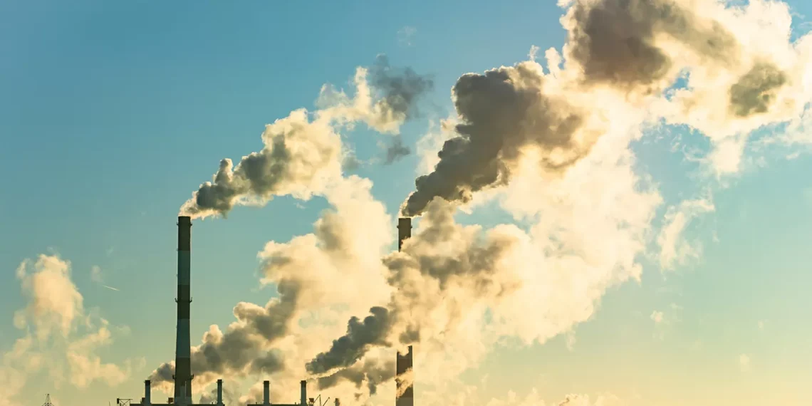 Power plant pollution rose last year, green group analysis finds